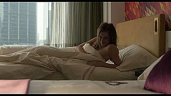 Actress - Lili Reinhart: Movie - The Love Hypothesi